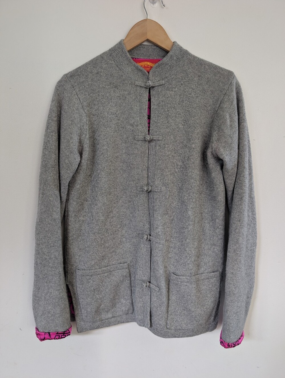 Shanghai Tang Mongolian Cashmere Silk Frog Closure Cardigan Sweater Gray Size P